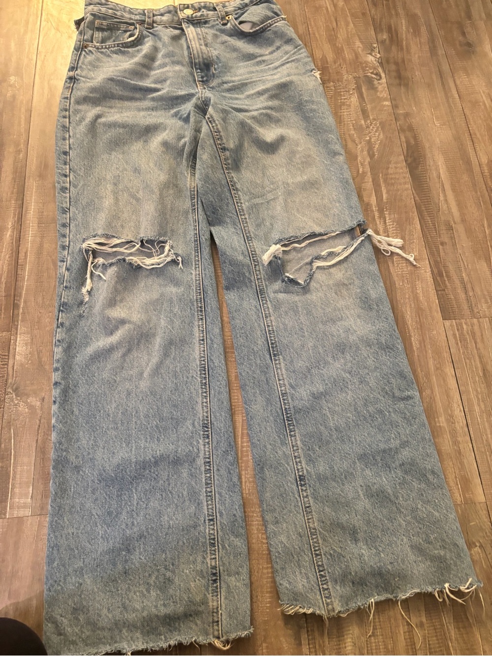 Zara Light Blue Wide-Leg High-Waist distressed Jeans